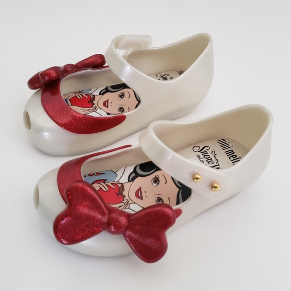 Mini Melissa Ultragirl + Snow White Mary Janes
